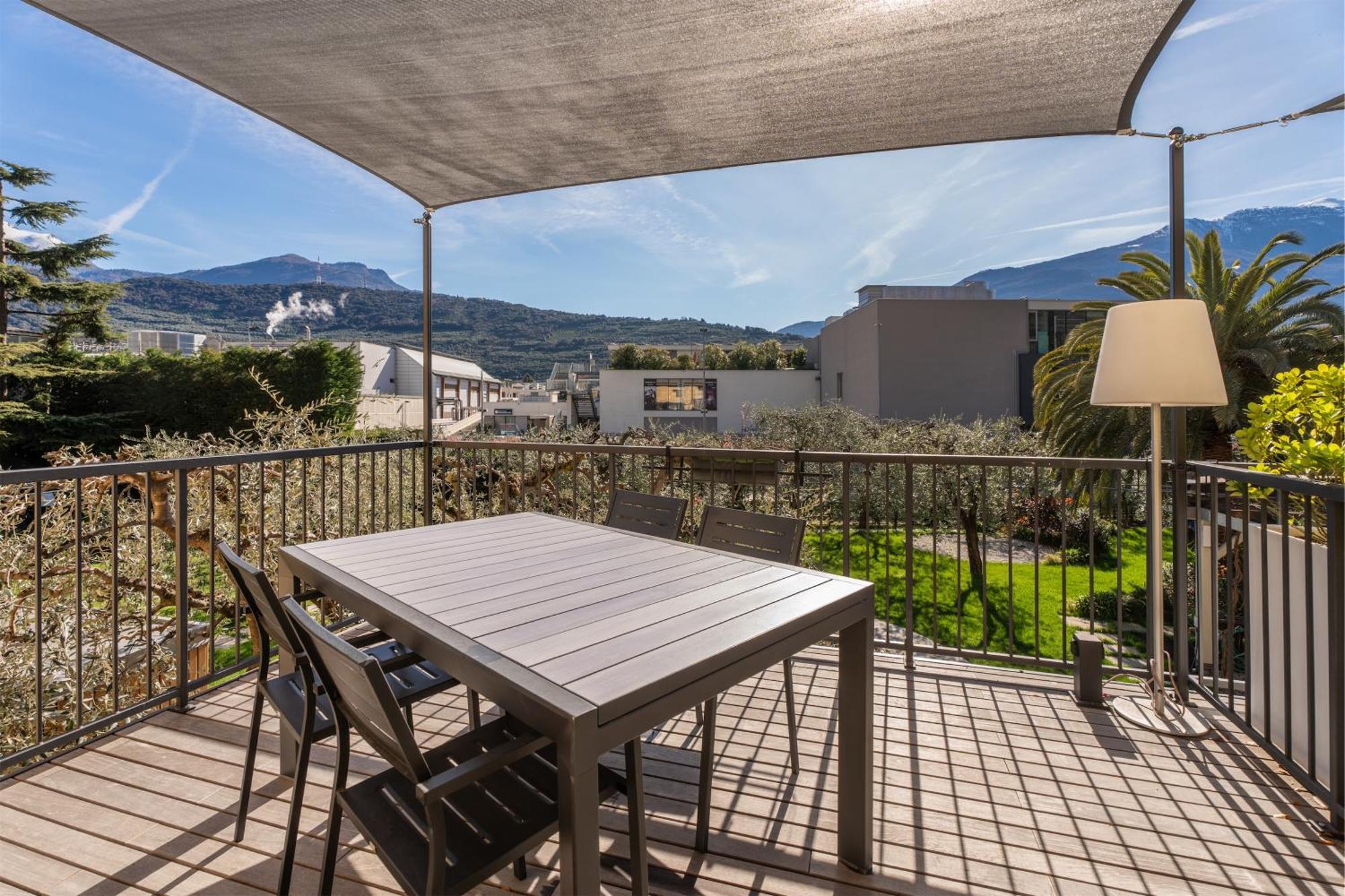 Residence Villa Degli Aranci Riva del Garda Eksteriør billede