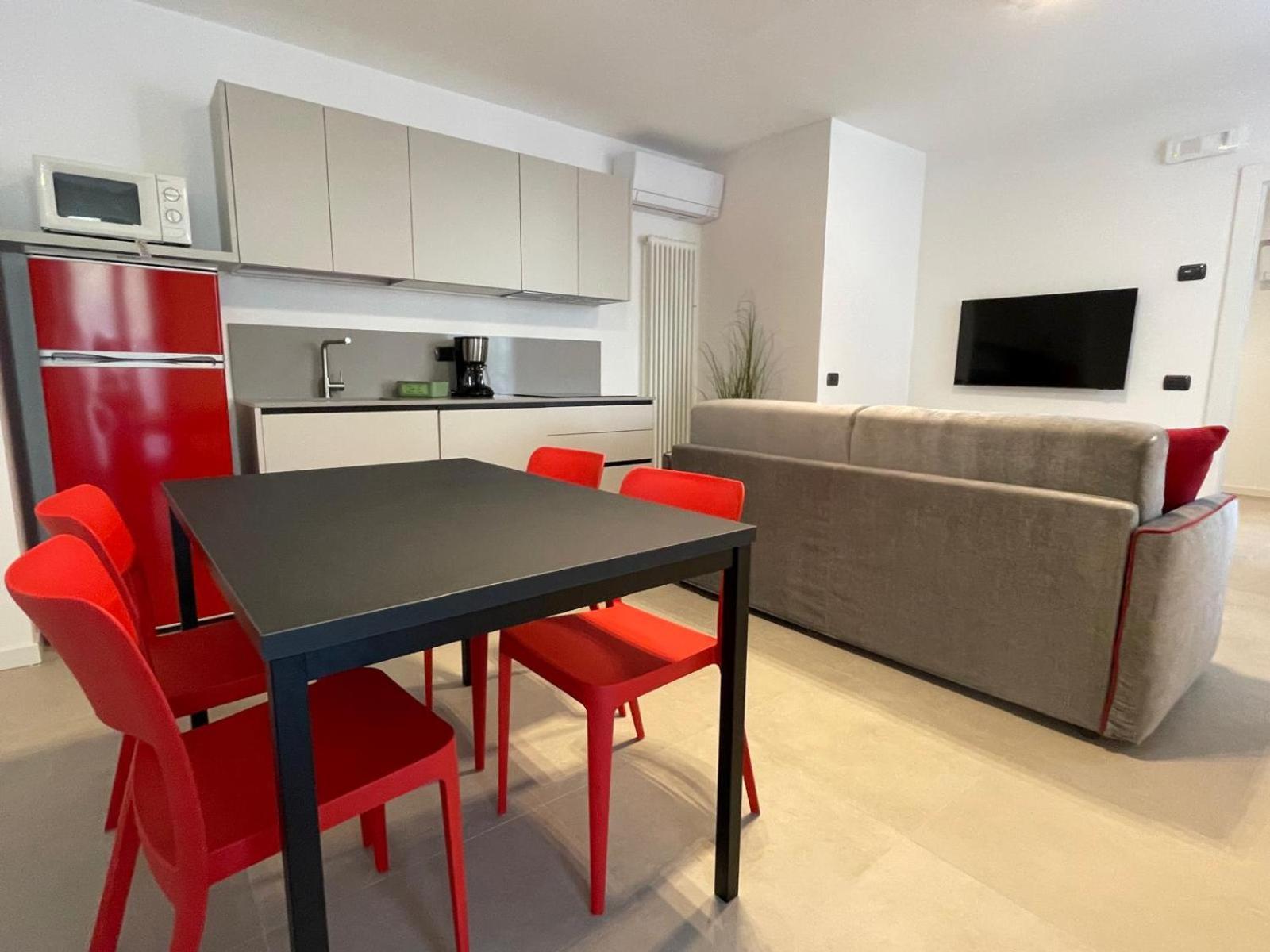 Residence Villa Degli Aranci Riva del Garda Eksteriør billede